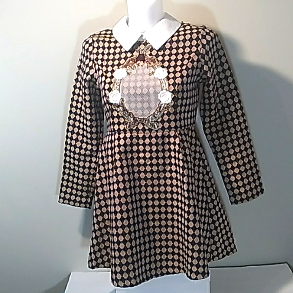 SUPER CUTE UNIQUE DRESS MADE IN SPAIN